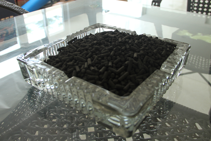 Palladium uhlík deoxidizer