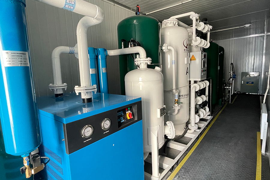 Generátor dusíku typu nádoby