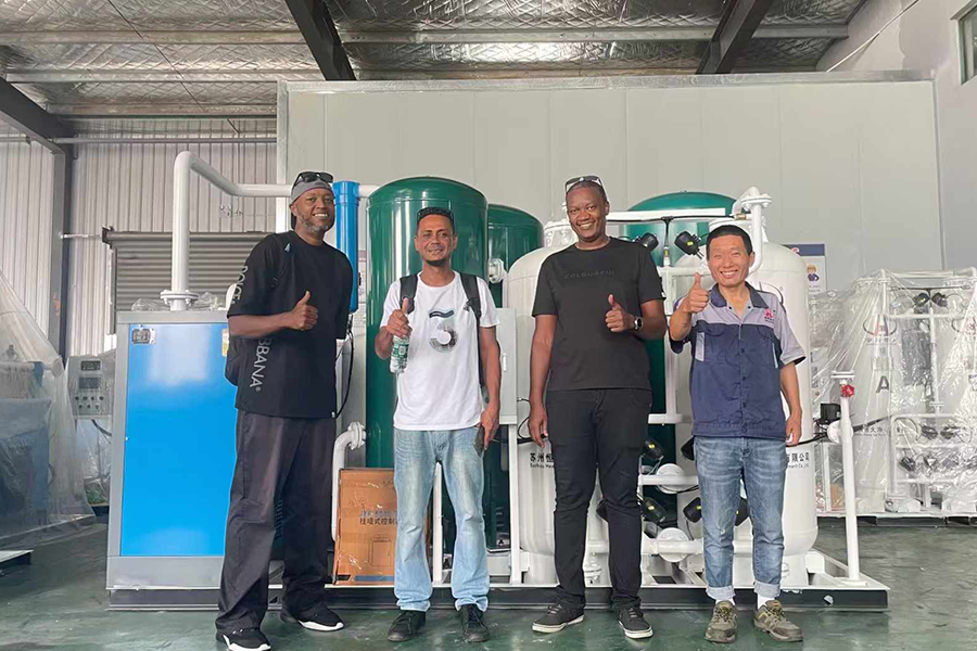 Po návštěvě továrny se zákazníci Seychelles zadávají rychle